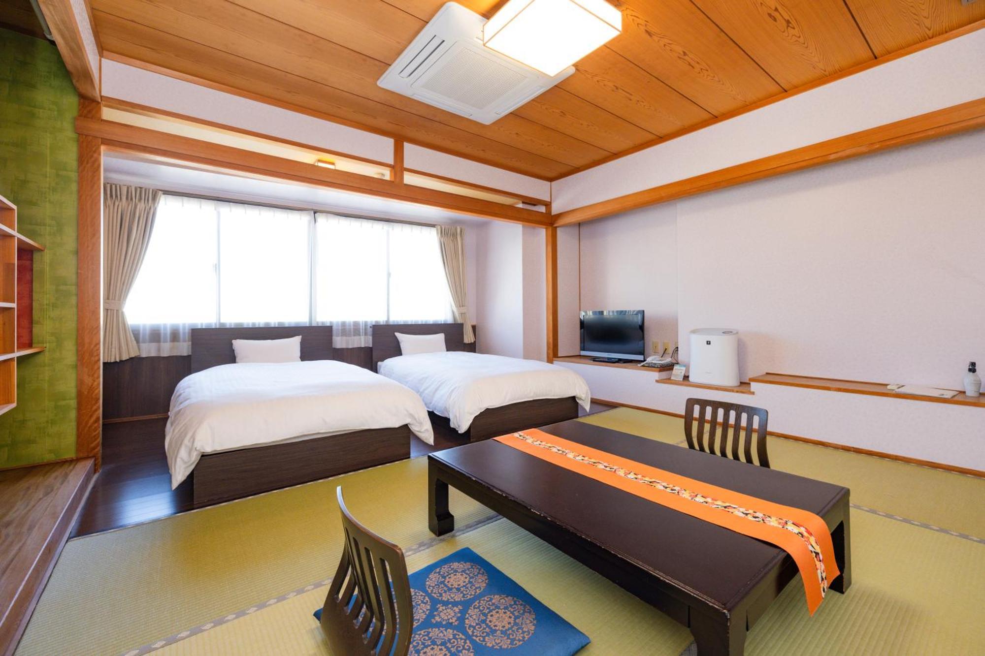 קוצ'י Hotel Takasago מראה חיצוני תמונה
