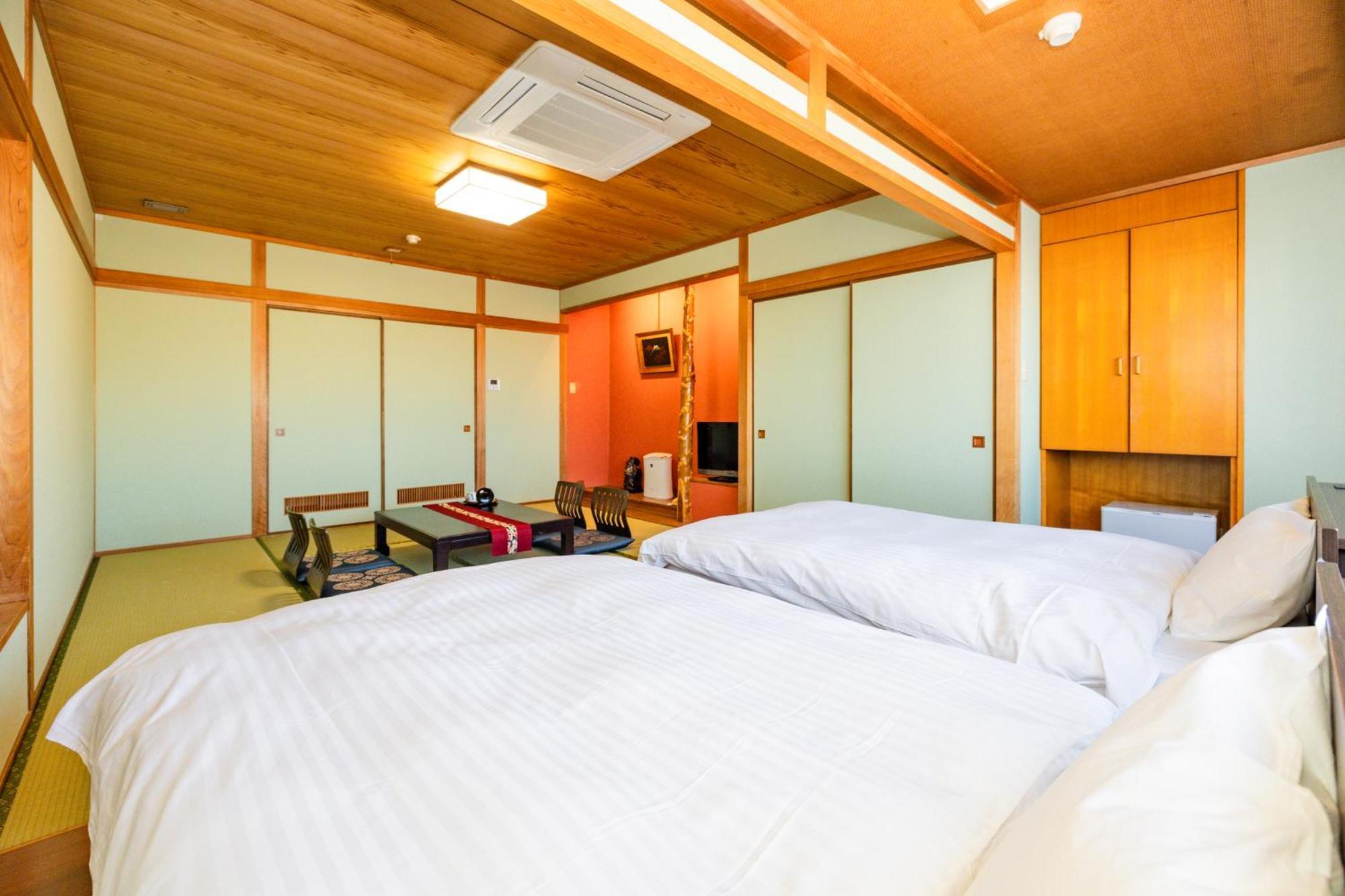קוצ'י Hotel Takasago מראה חיצוני תמונה