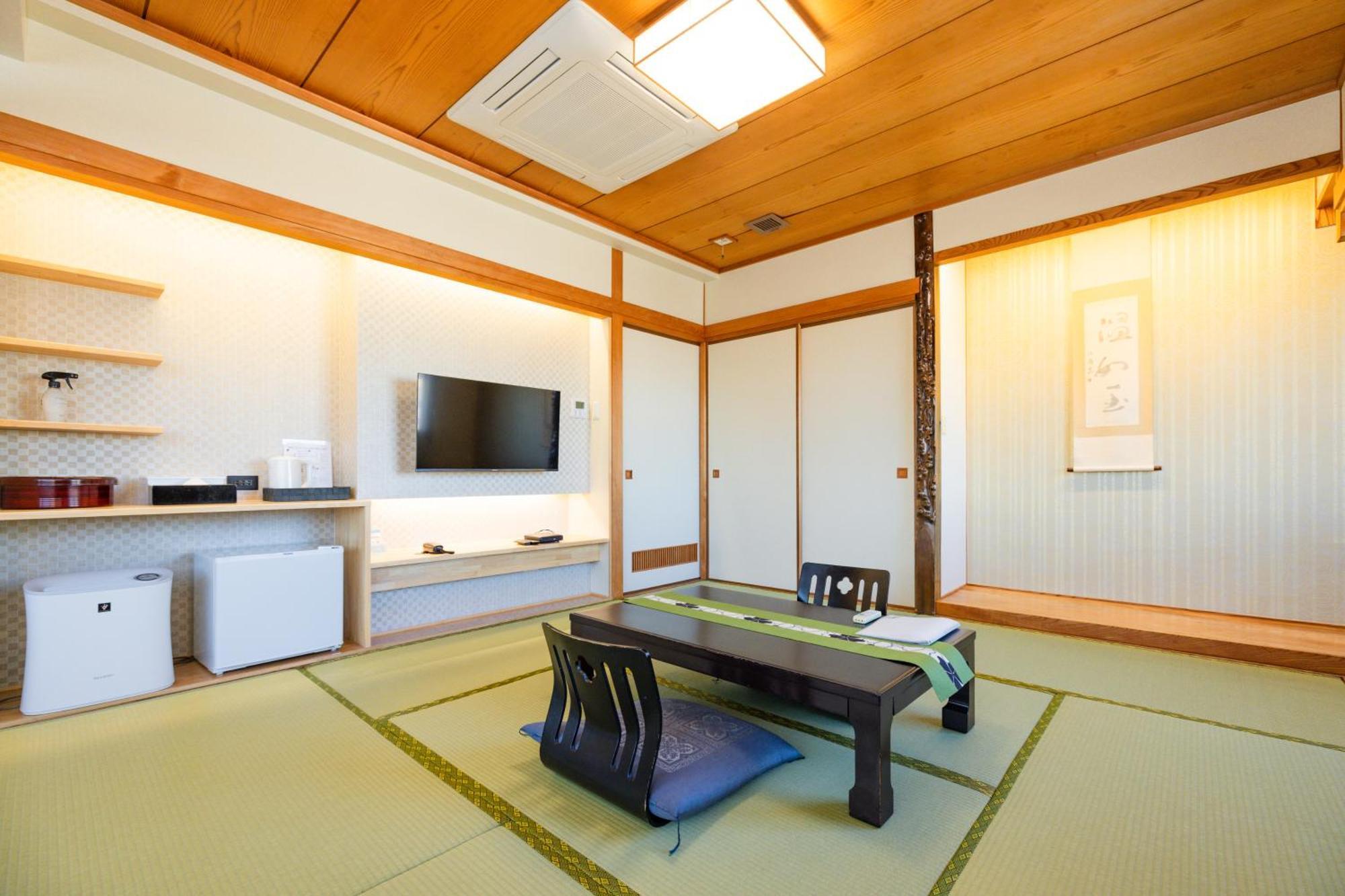 קוצ'י Hotel Takasago מראה חיצוני תמונה