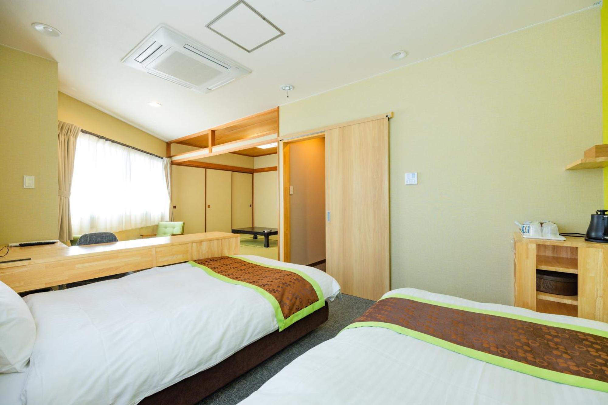 קוצ'י Hotel Takasago מראה חיצוני תמונה