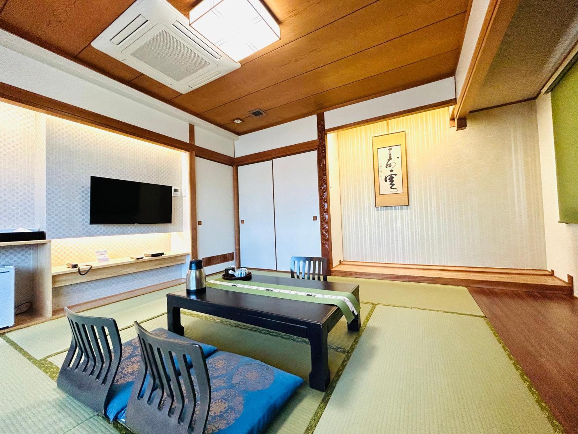 קוצ'י Hotel Takasago מראה חיצוני תמונה