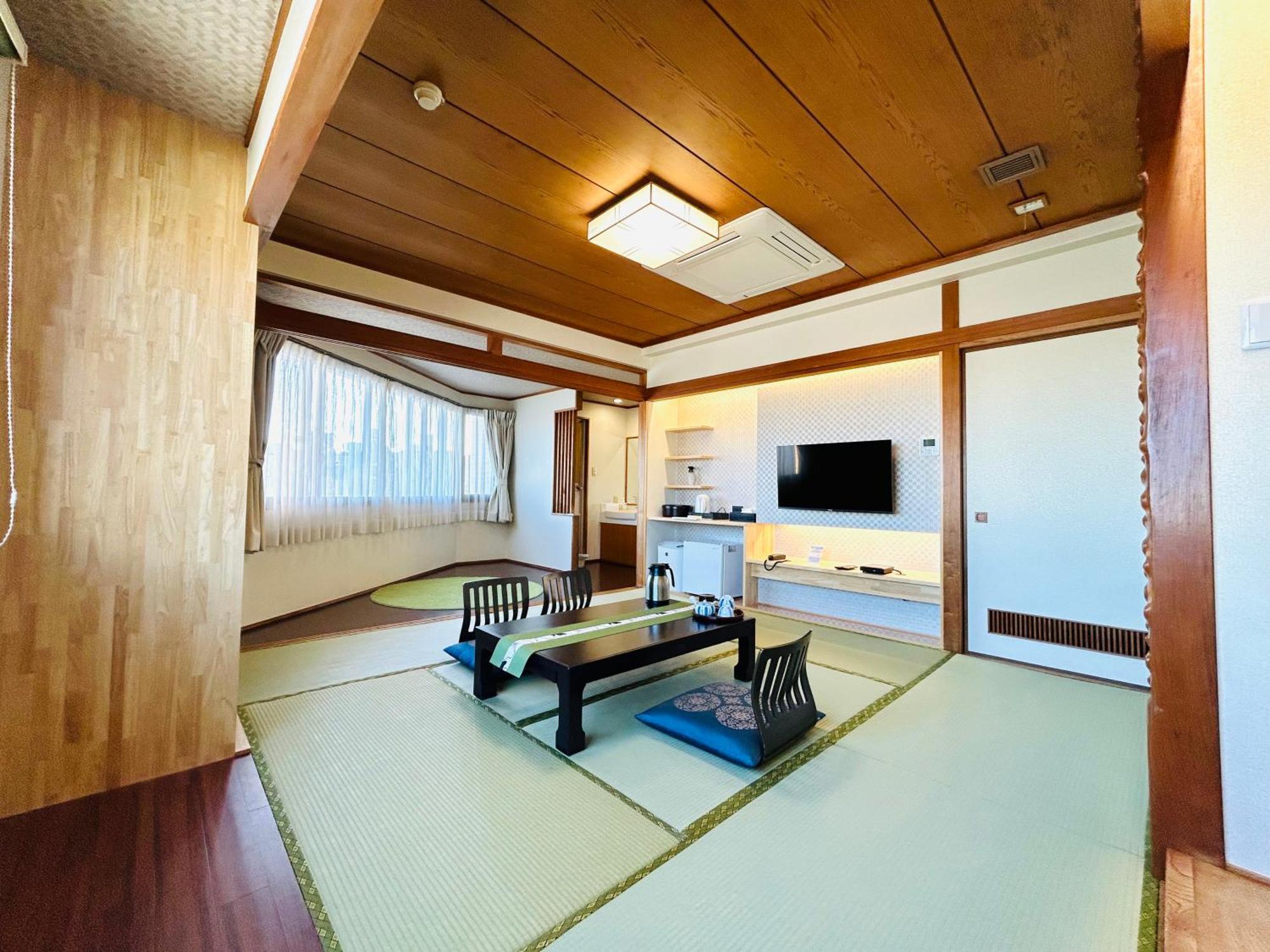 קוצ'י Hotel Takasago חדר תמונה