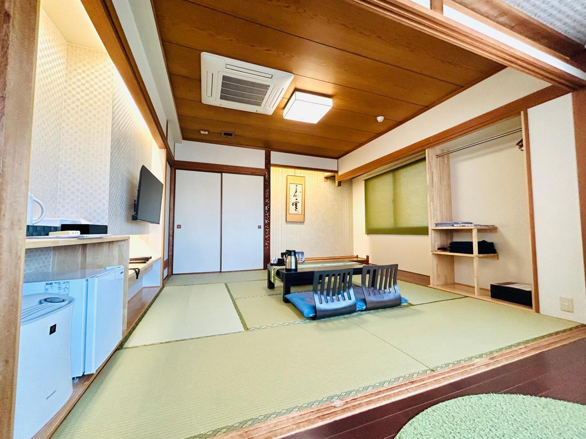 קוצ'י Hotel Takasago מראה חיצוני תמונה