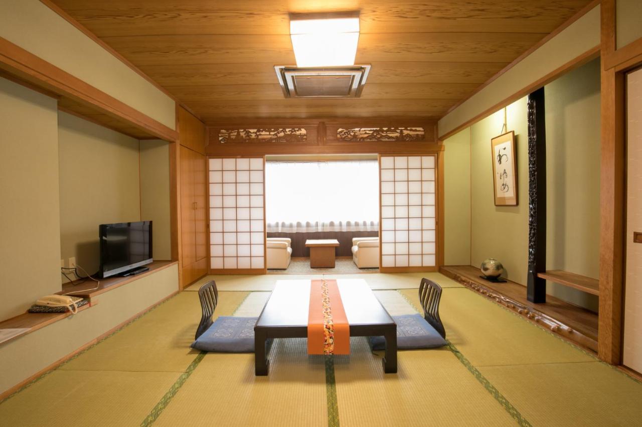 קוצ'י Hotel Takasago חדר תמונה